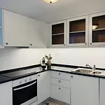 Queen's Ocean Sight - 3* Cascais