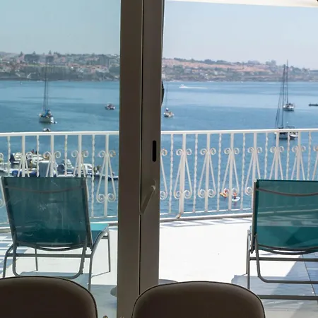 Gasthuis Queen's Ocean Sight - 3*