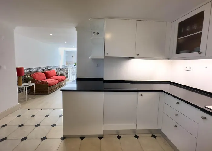 Queen's Ocean Sight - 3*