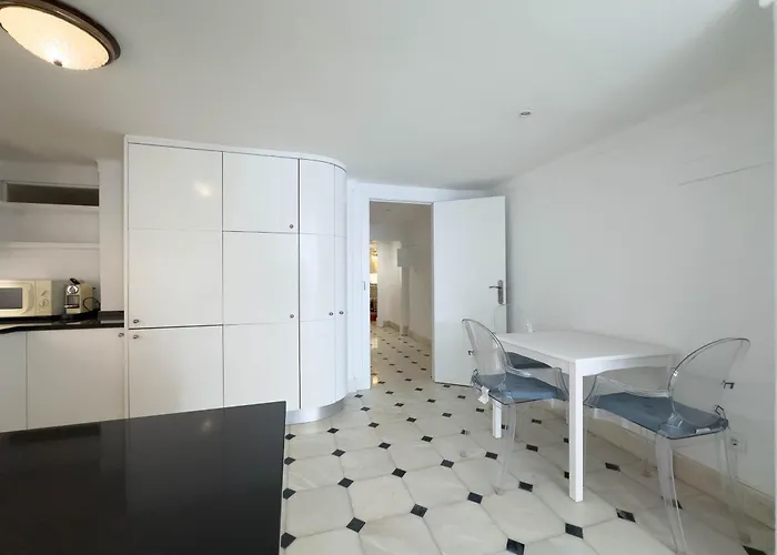 Gæstehus Queen's Ocean Sight - Cascais