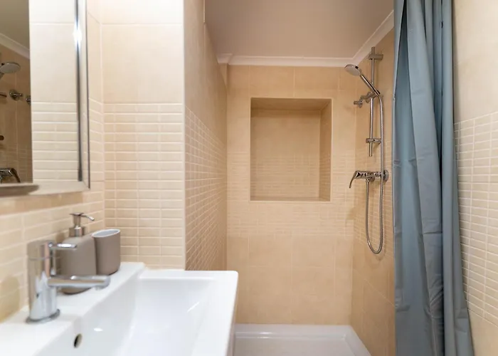 Queen's Ocean Sight - 3* Cascais